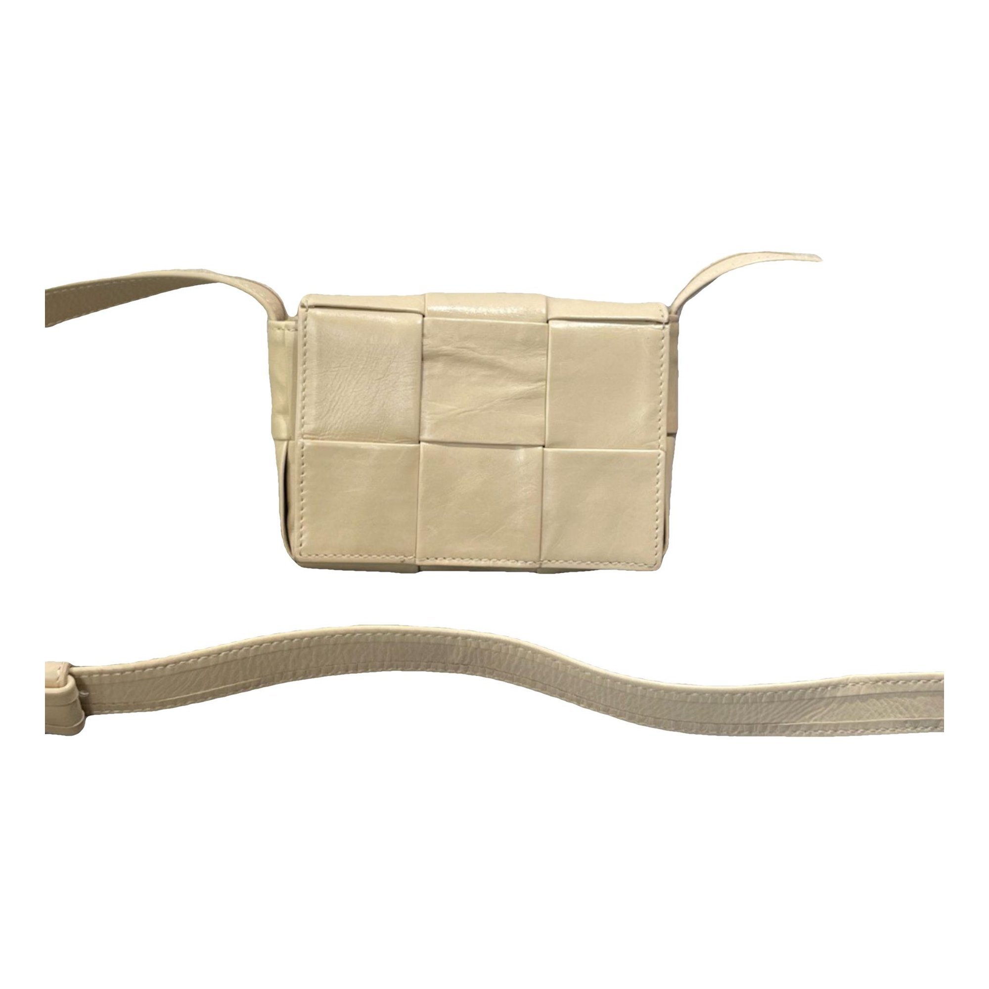 Cassette leather handbag