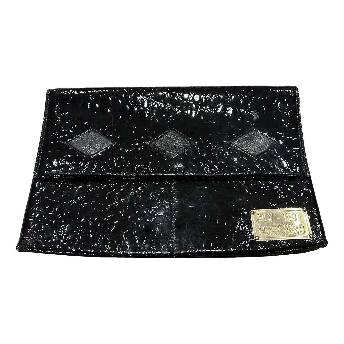 Leather clutch bag