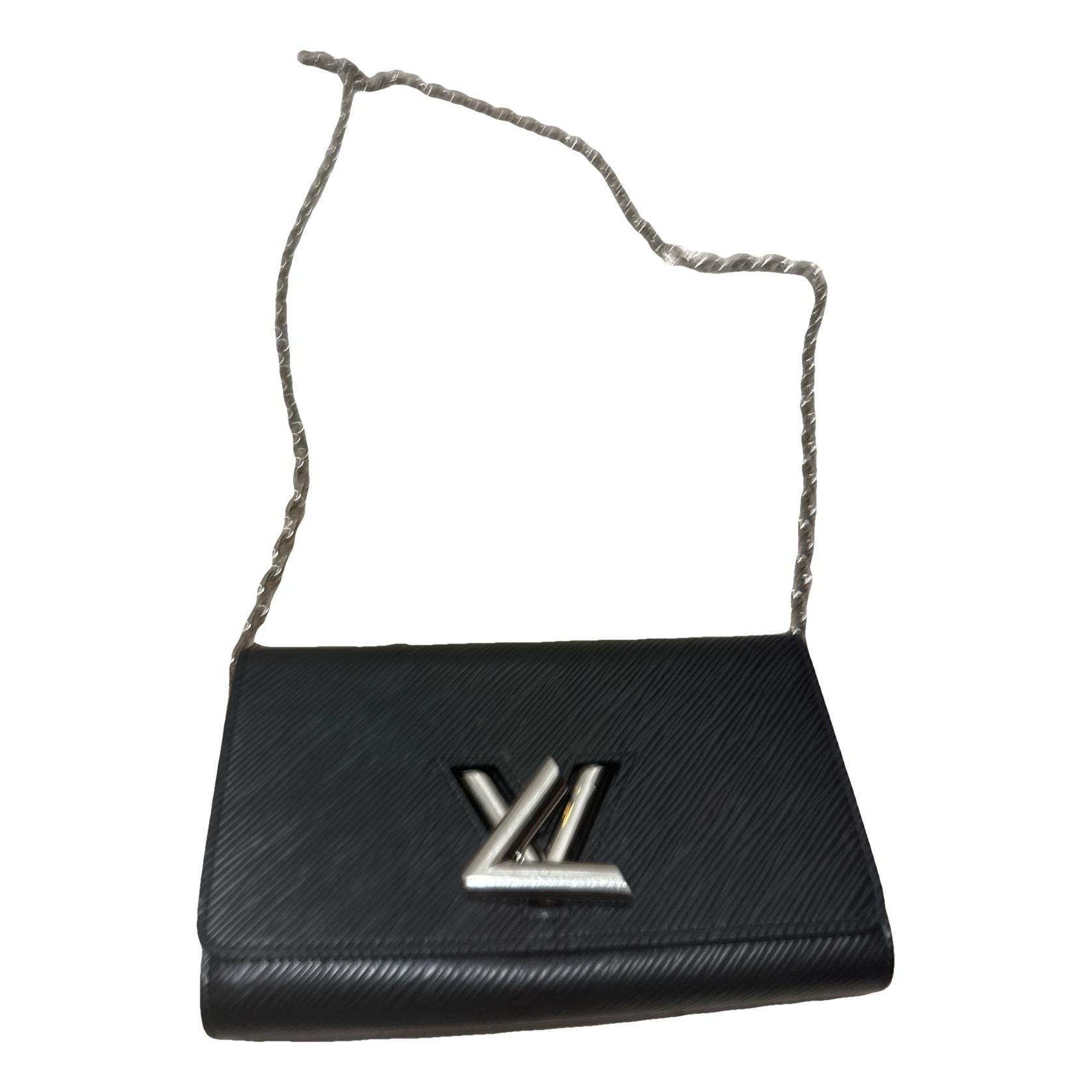 Twist Belt Wallet On Chain leather crossbody bag