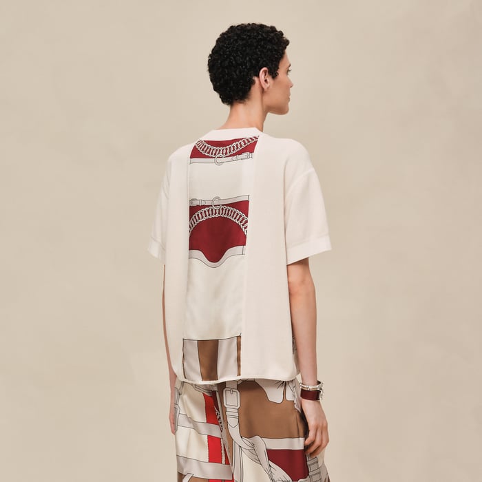 Beige Amande "Grand Manege Detail Remix" Wide Short-sleeve Sweater