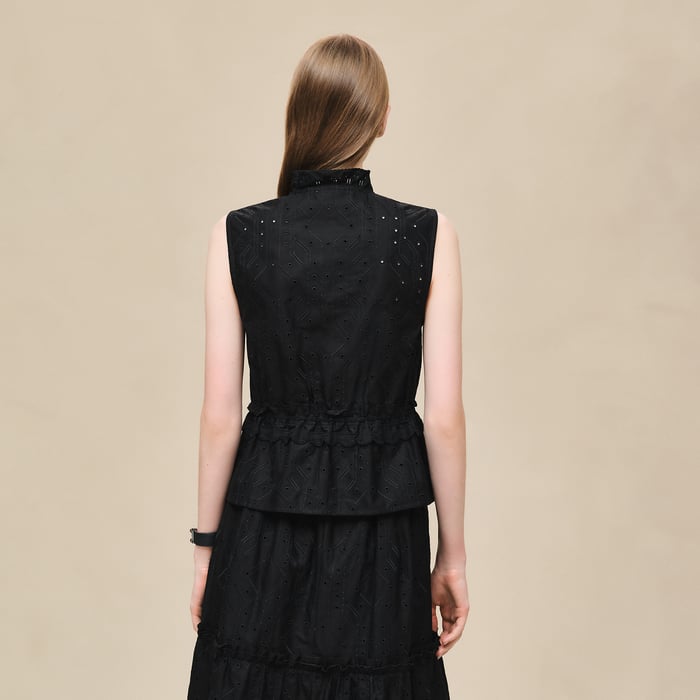 Noir Sleeveless Embroidered Blouse