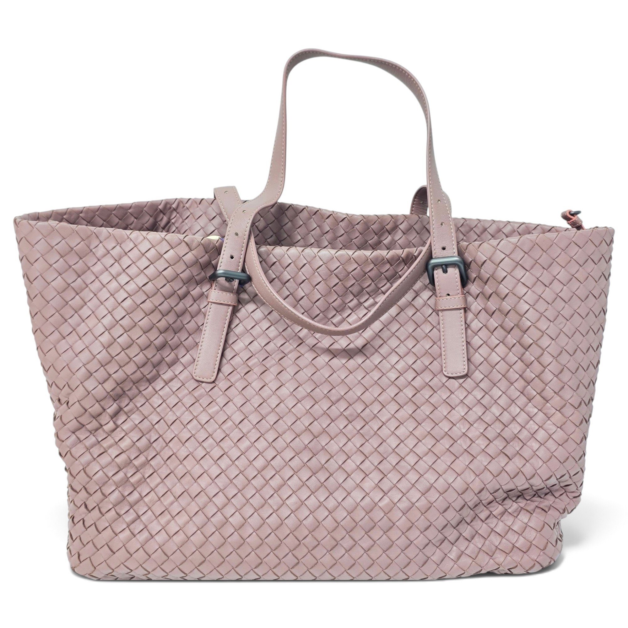 Fourre-Tout leather handbag