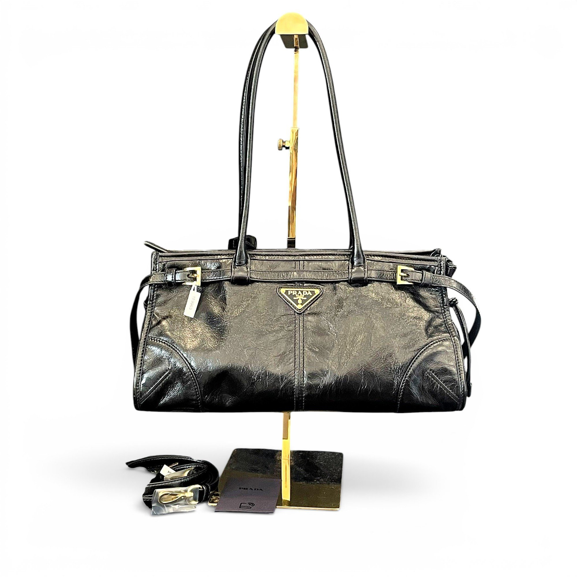 Leather handbag