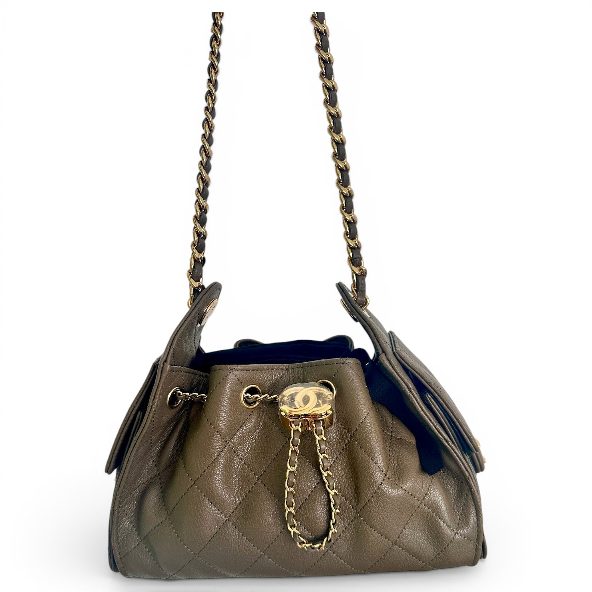 Chanel 25 leather handbag