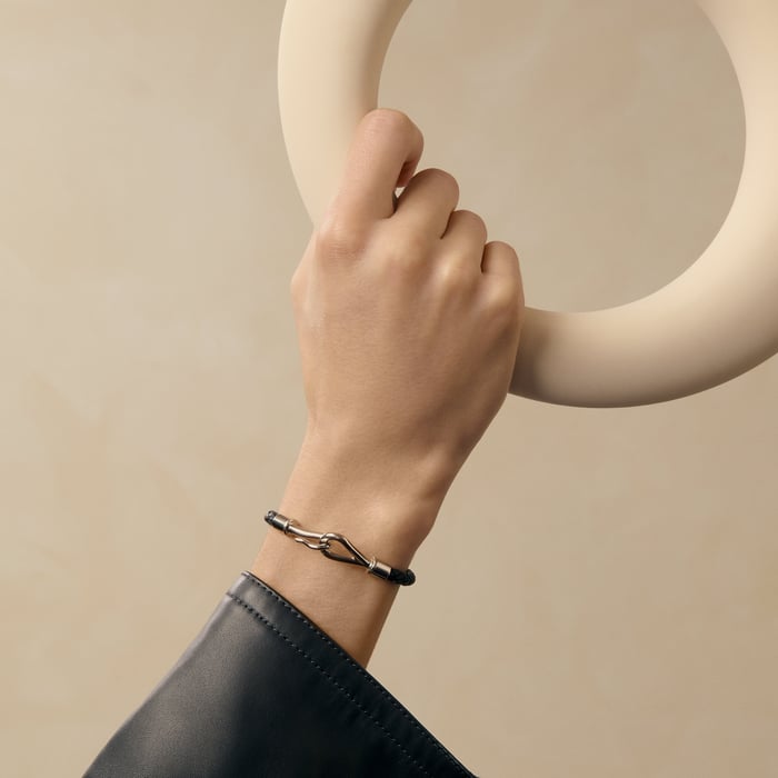 Noir Jumbo H Bracelet