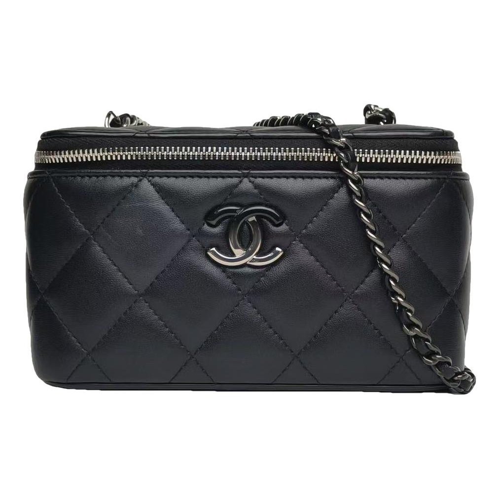 Trendy CC Vanity leather handbag