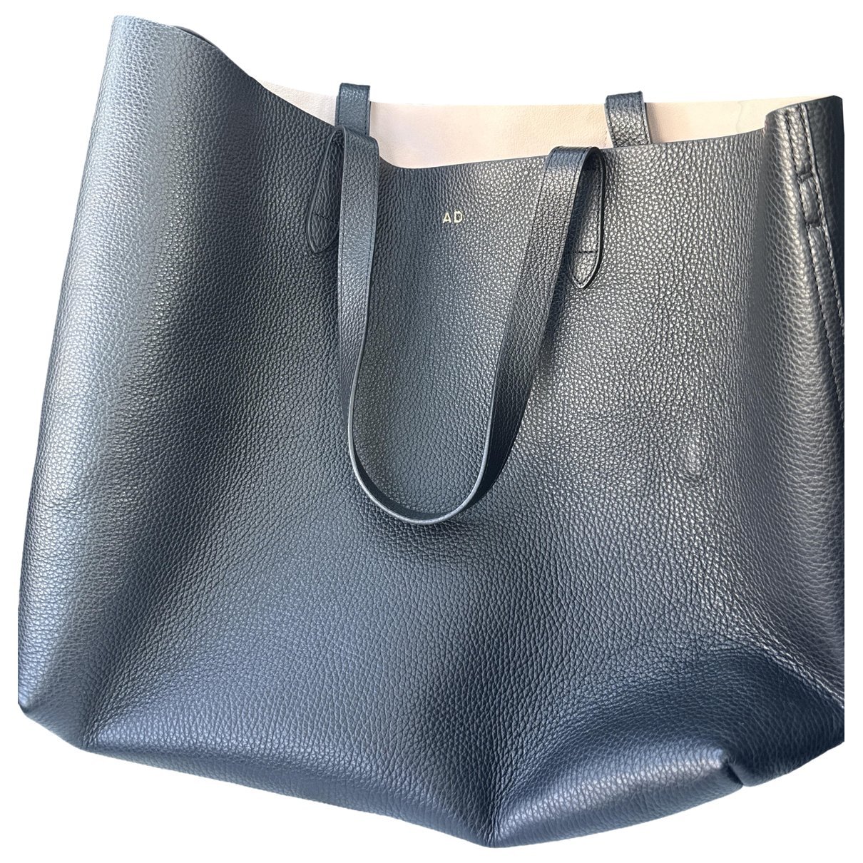 Leather travel bag