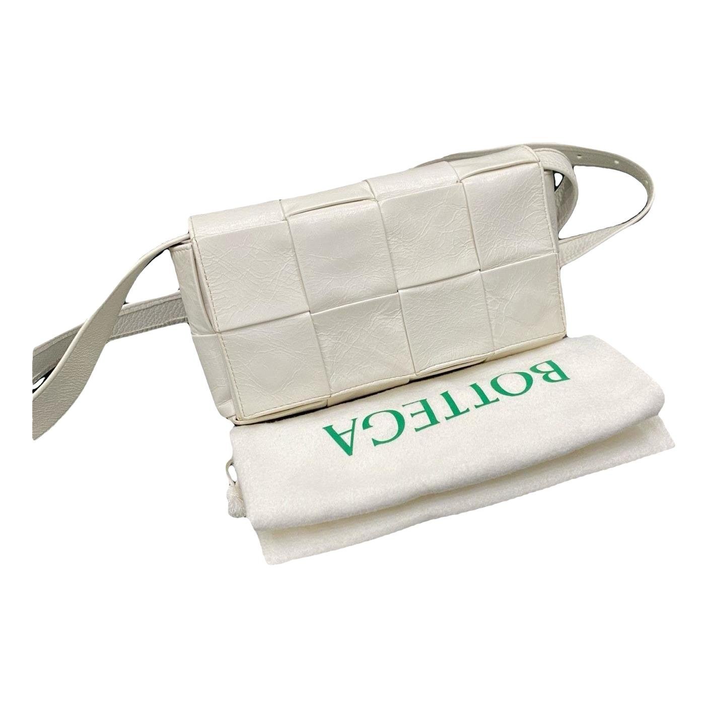 Cassette leather handbag