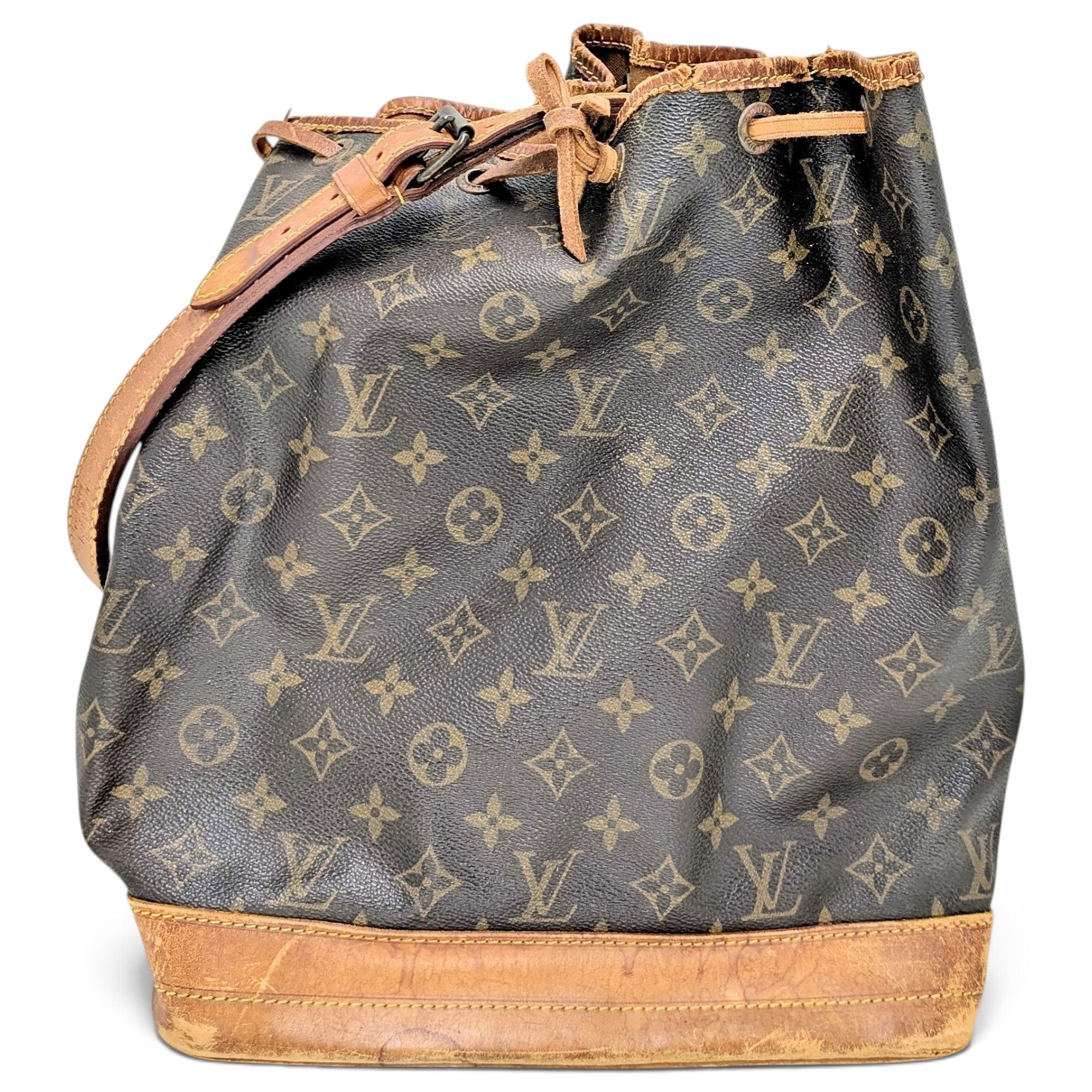 Noé leather handbag