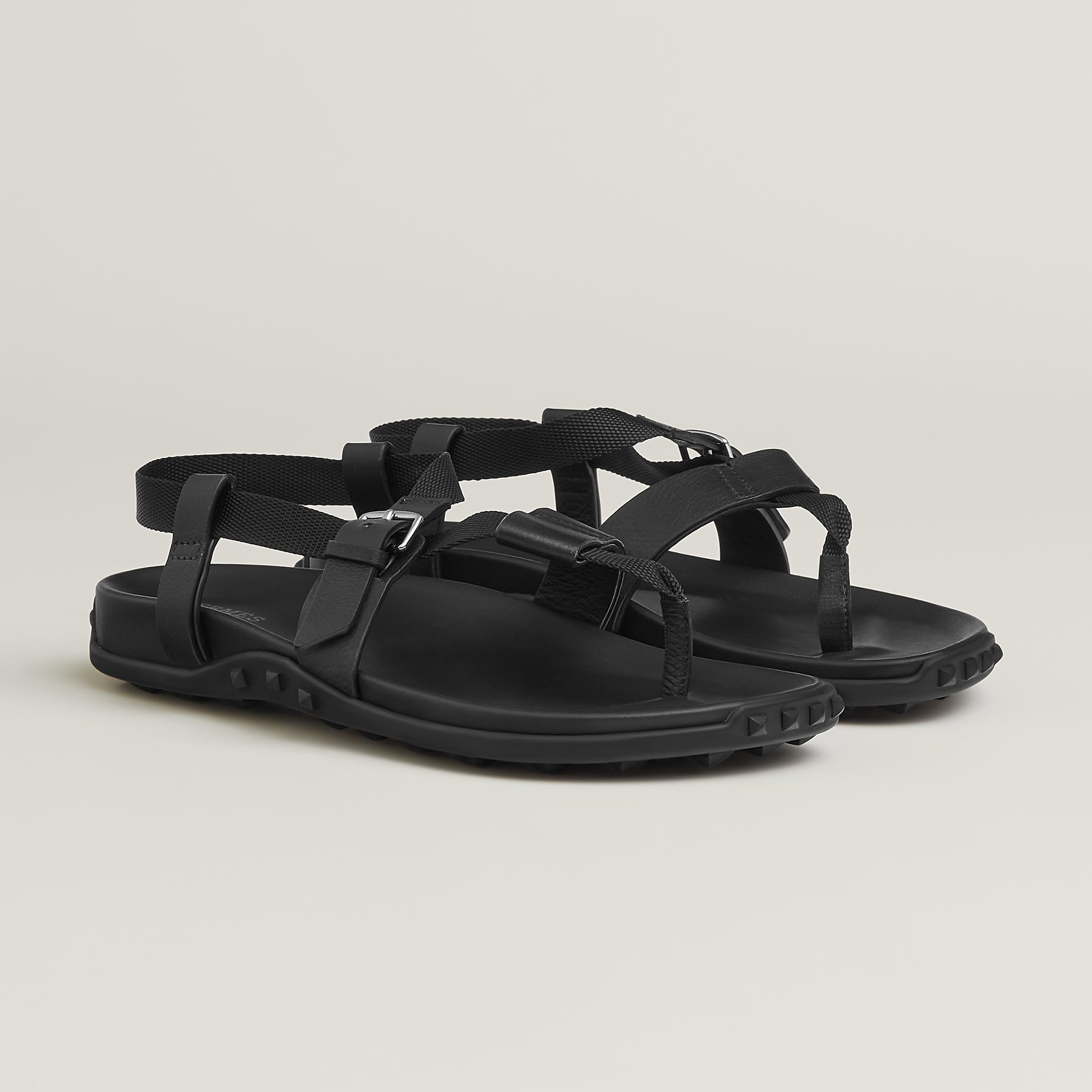 Inboard sandal