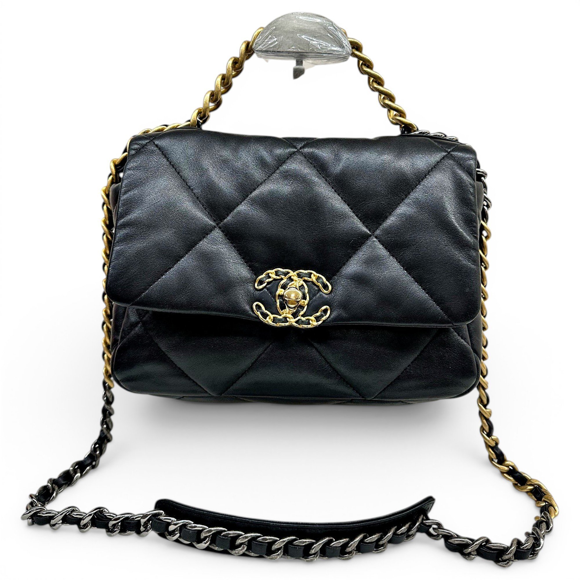 Chanel 19 leather handbag