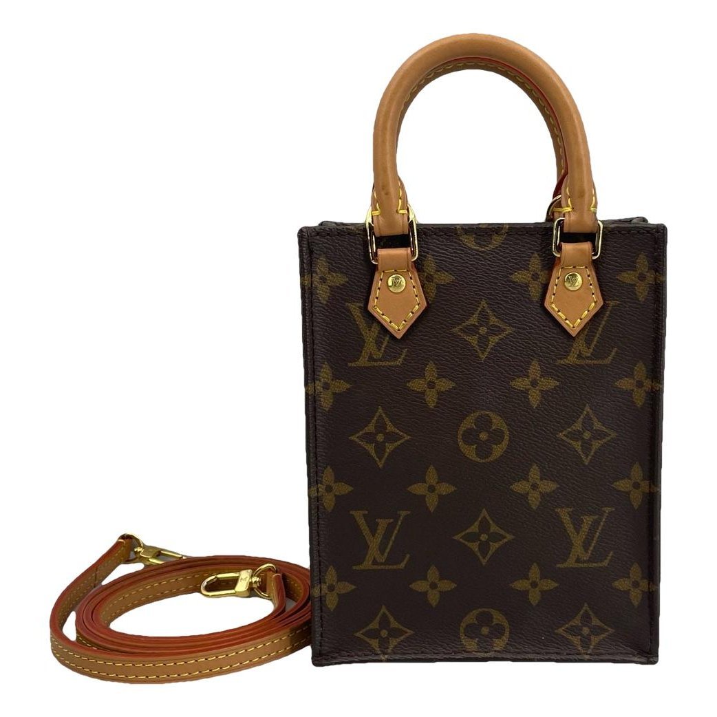 Plat leather handbag