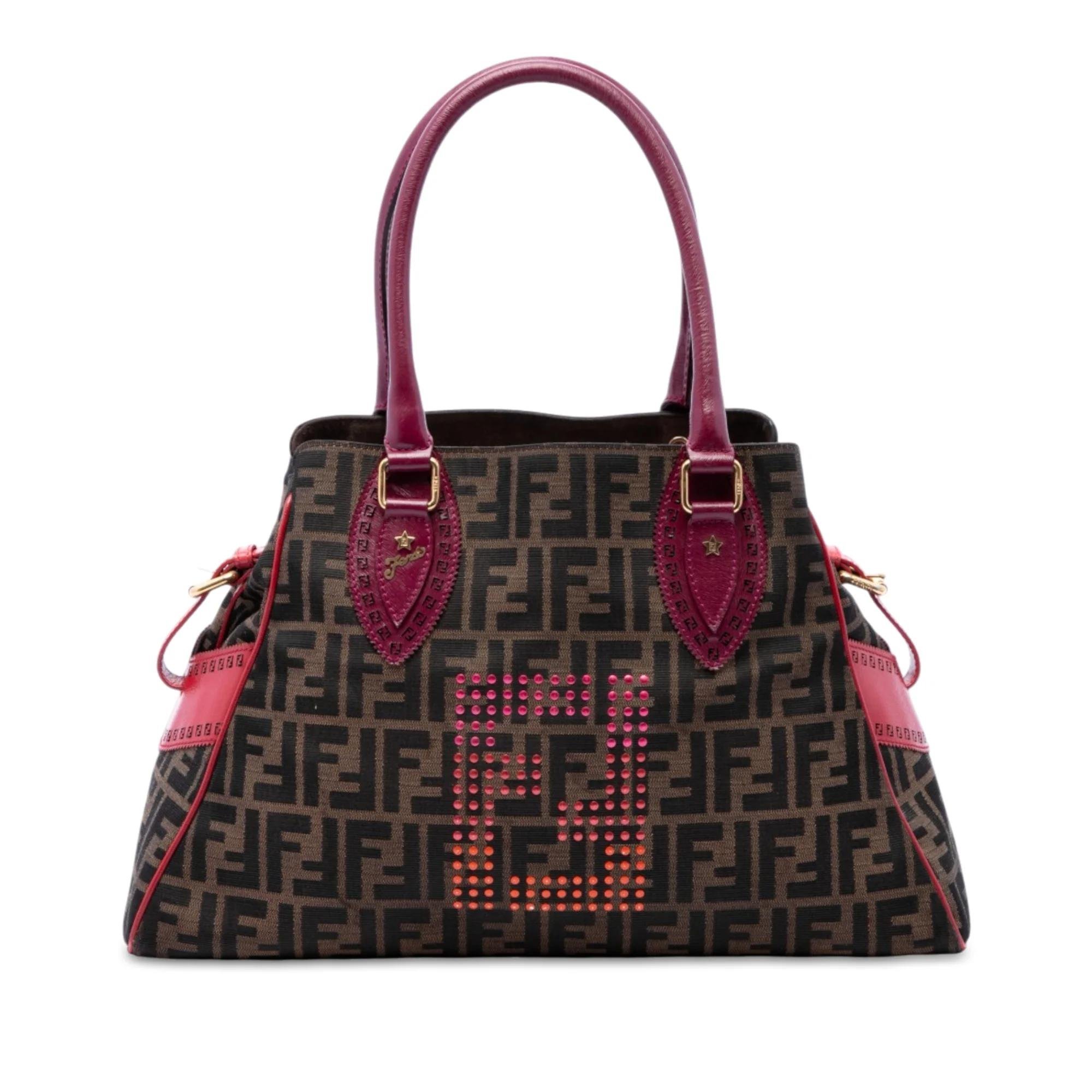 Pocket leather handbag