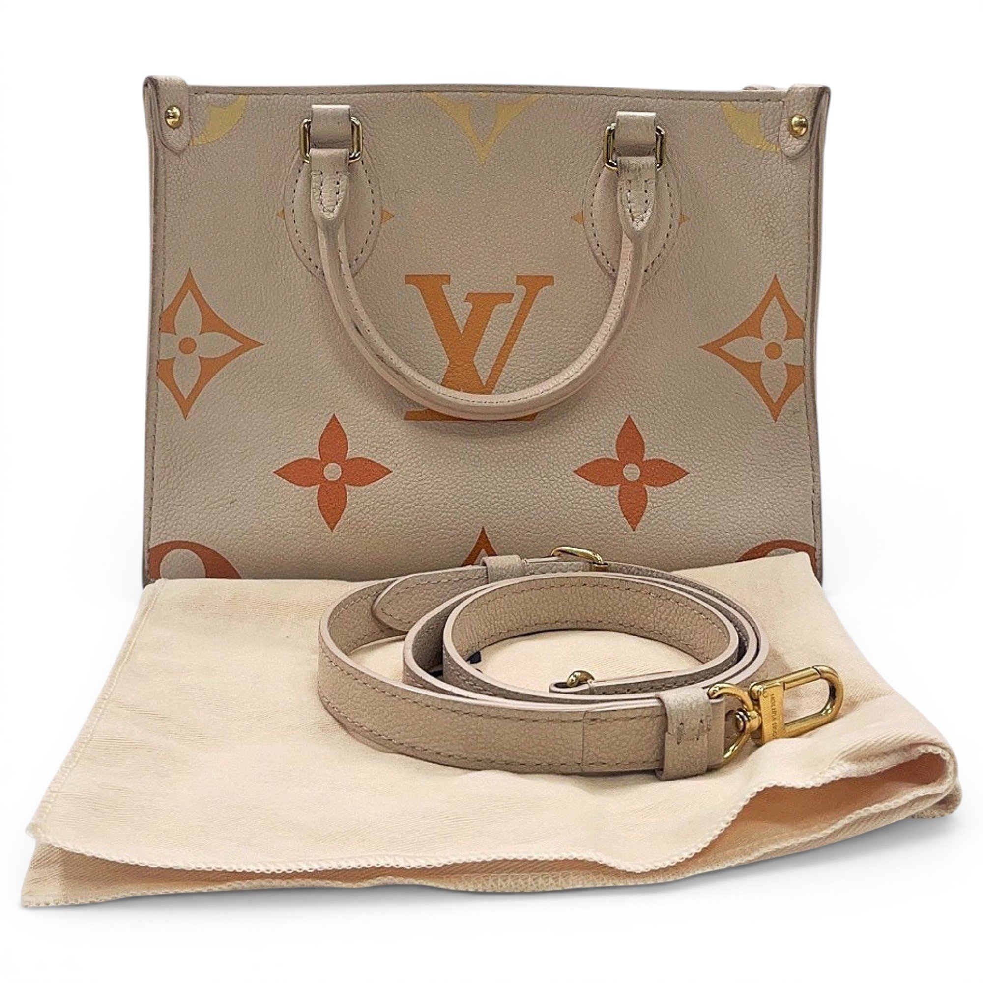 Onthego leather tote