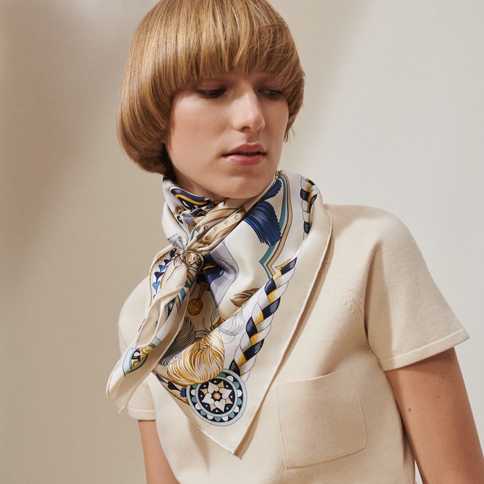 Harnais De Coeur Scarf 90