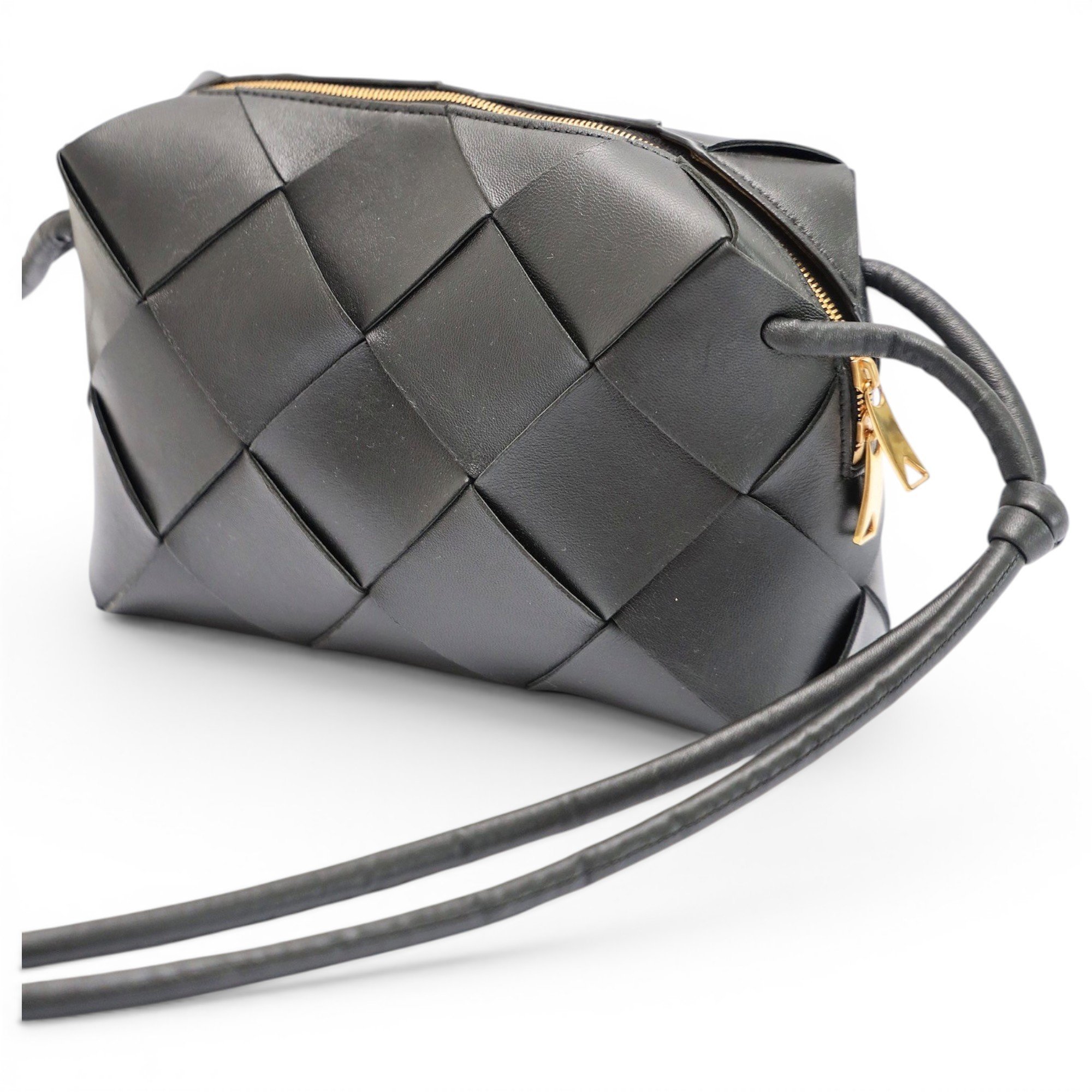 Loop leather handbag