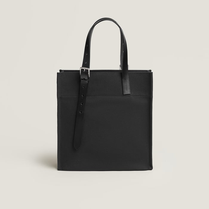 Noir Etriviere Shopping PM Bag