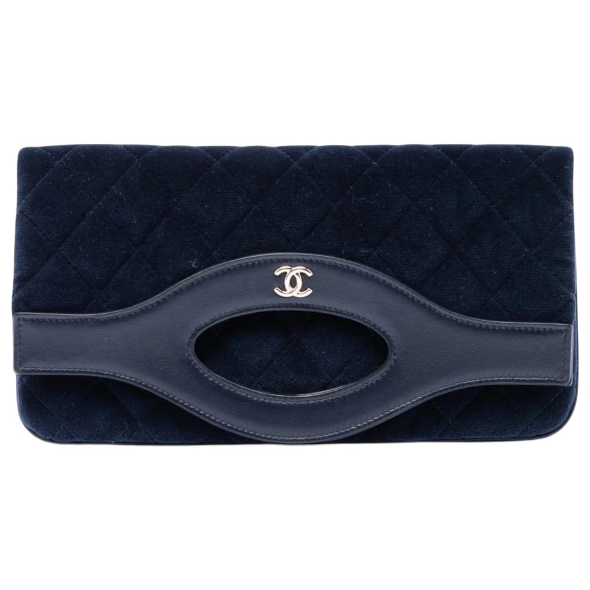 31 cloth clutch bag