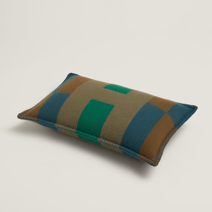 Vert Forêt H Horizon Pillow, Medium Model