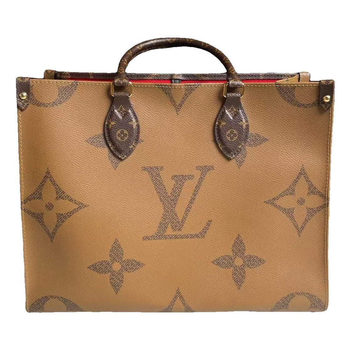 Onthego leather handbag