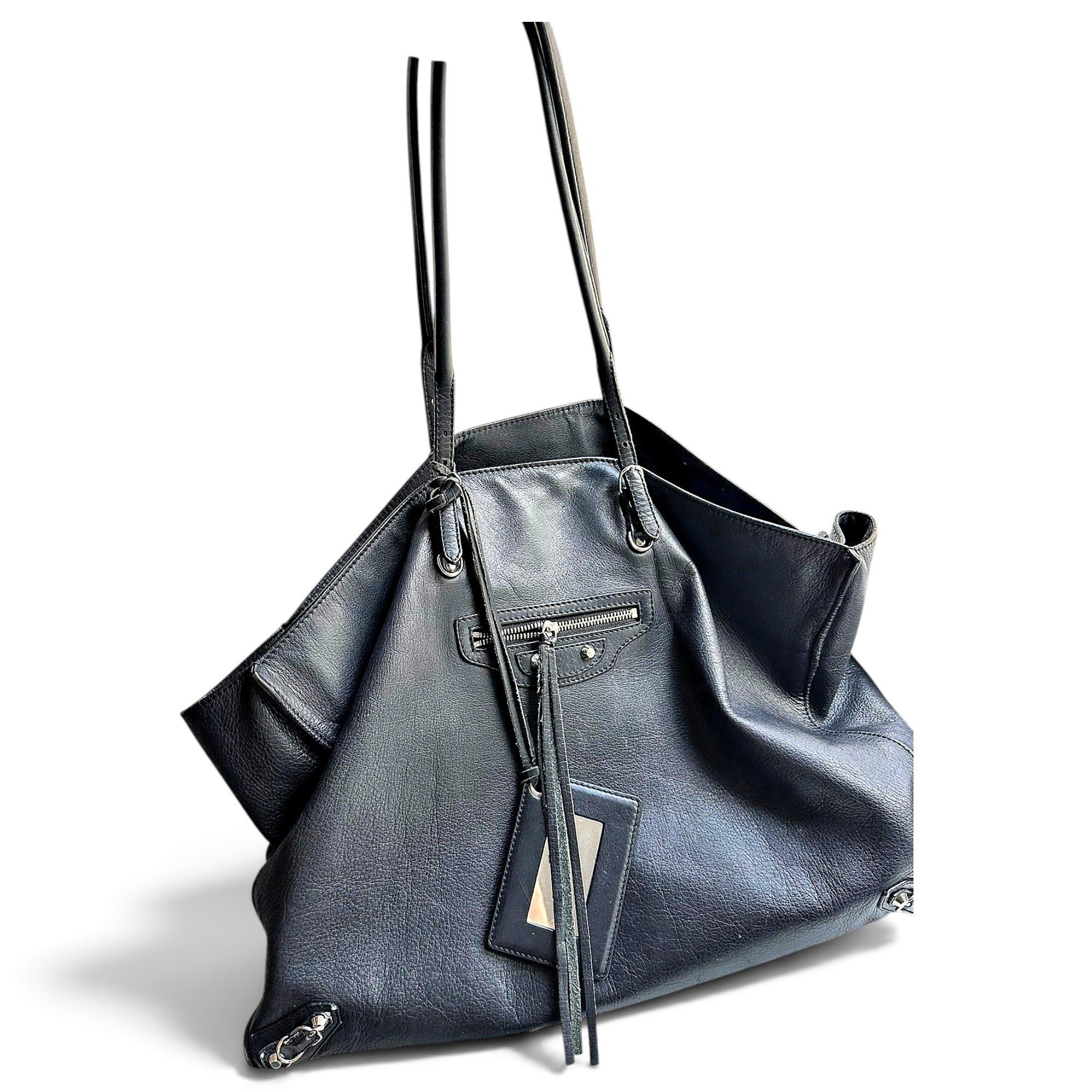 Papier leather handbag