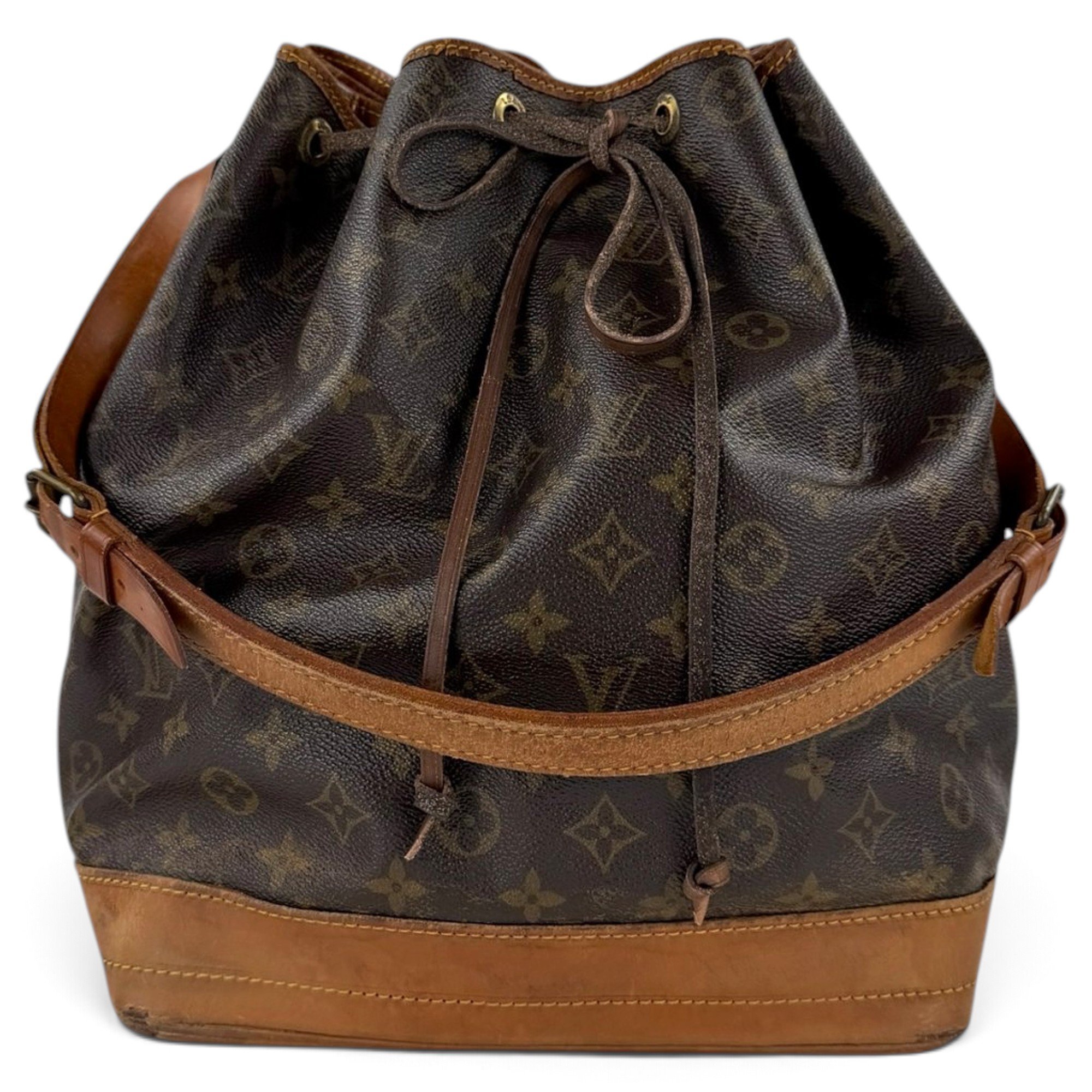 Noé leather handbag