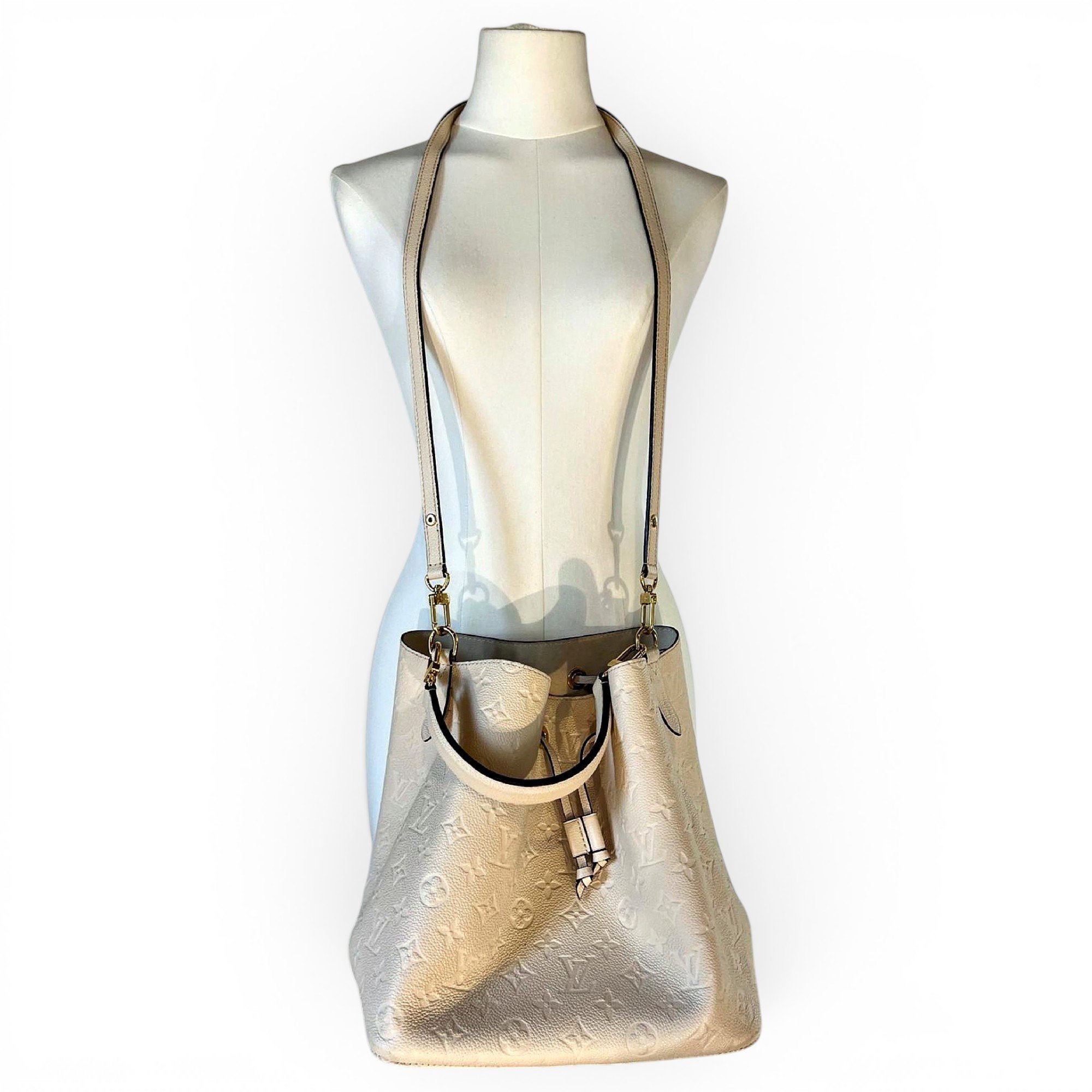 NéoNoé leather handbag