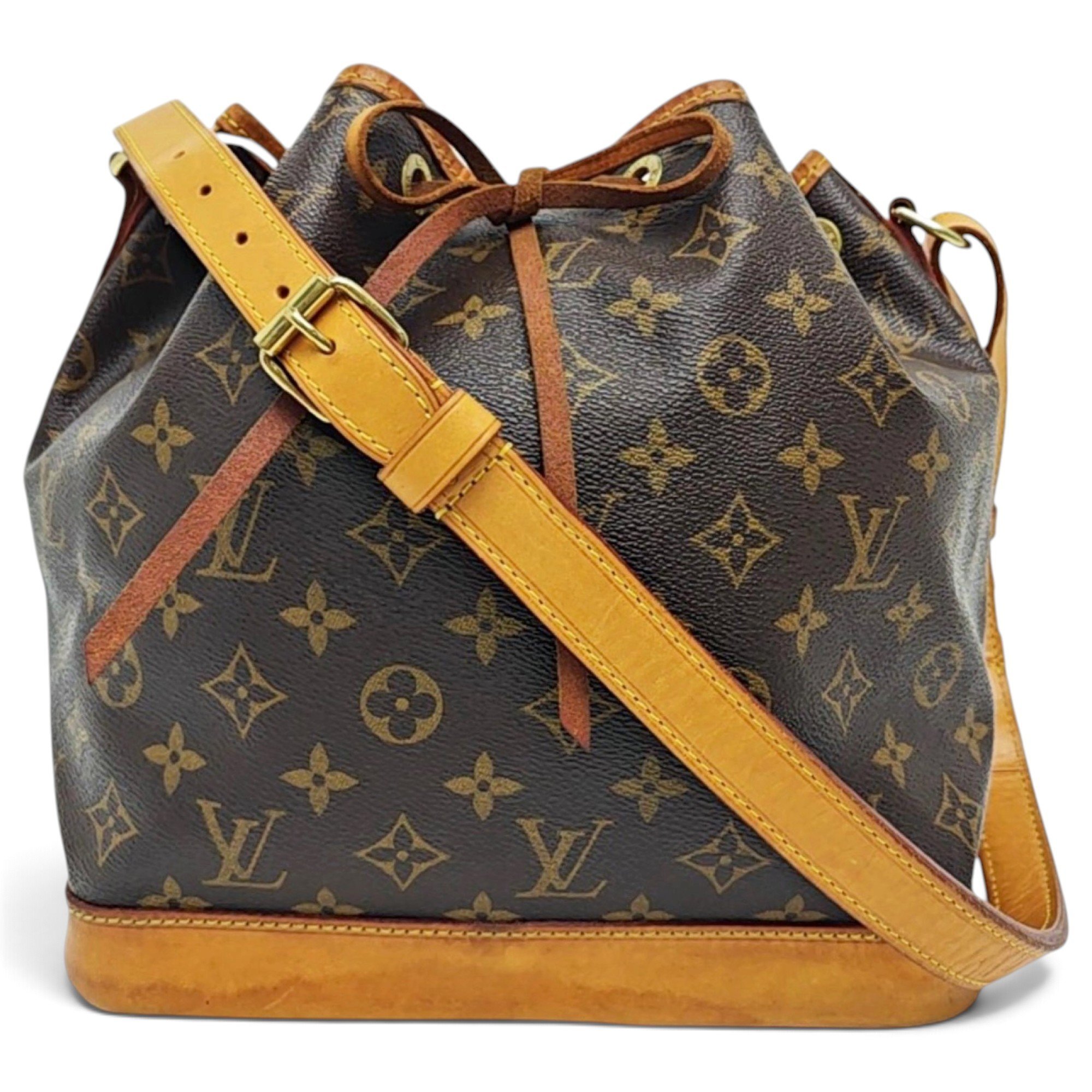 Noé leather handbag