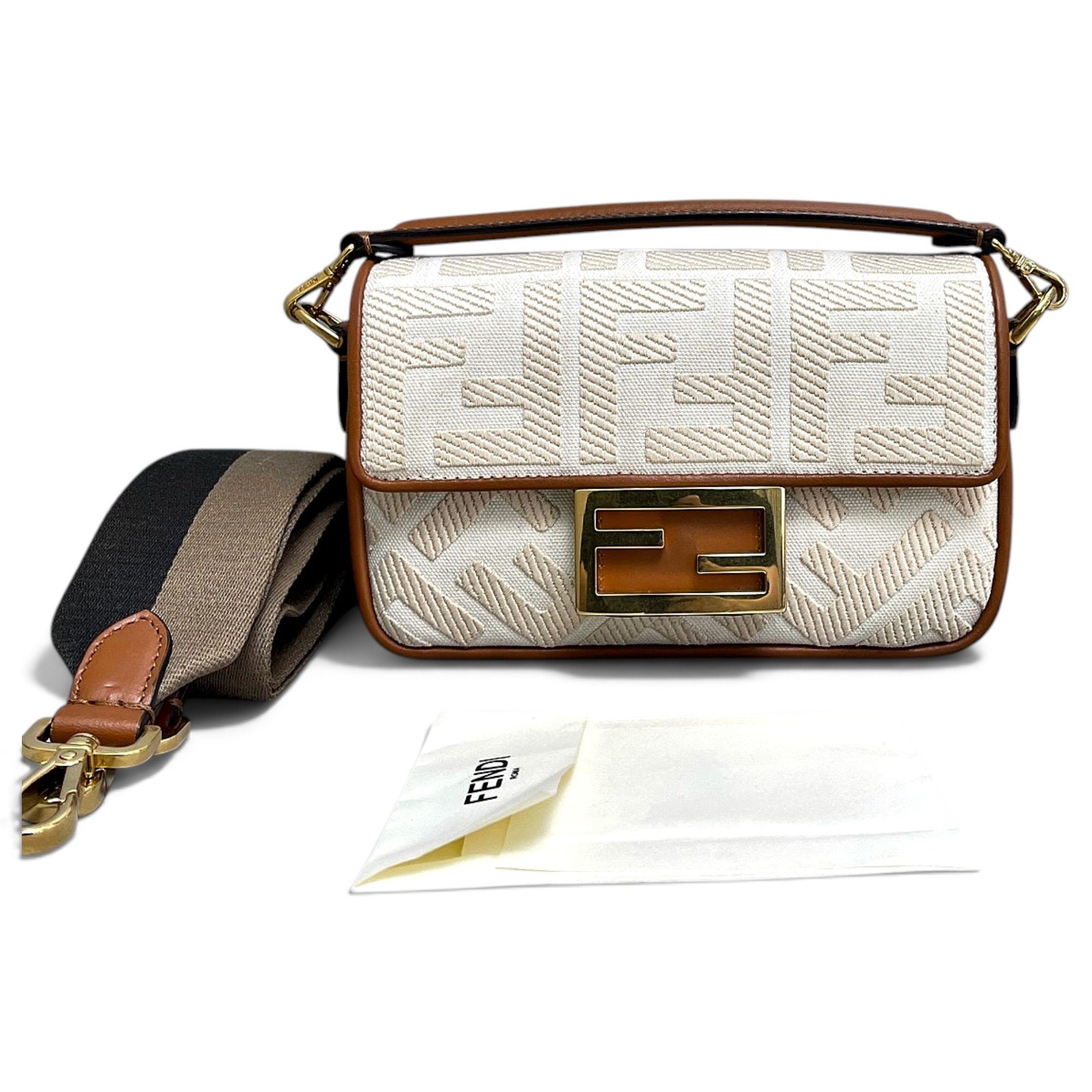 Baguette cloth handbag