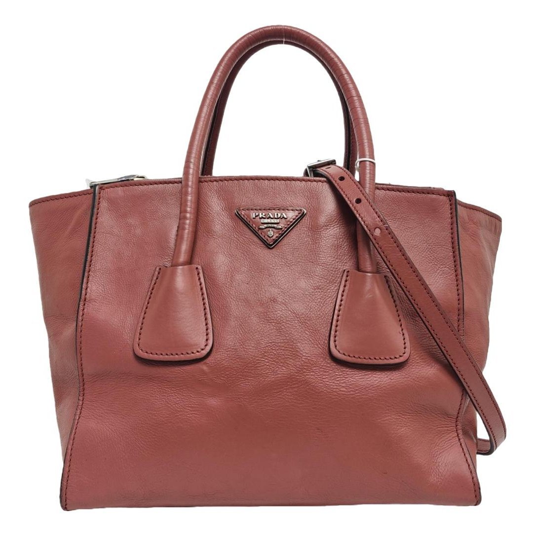 Leather handbag