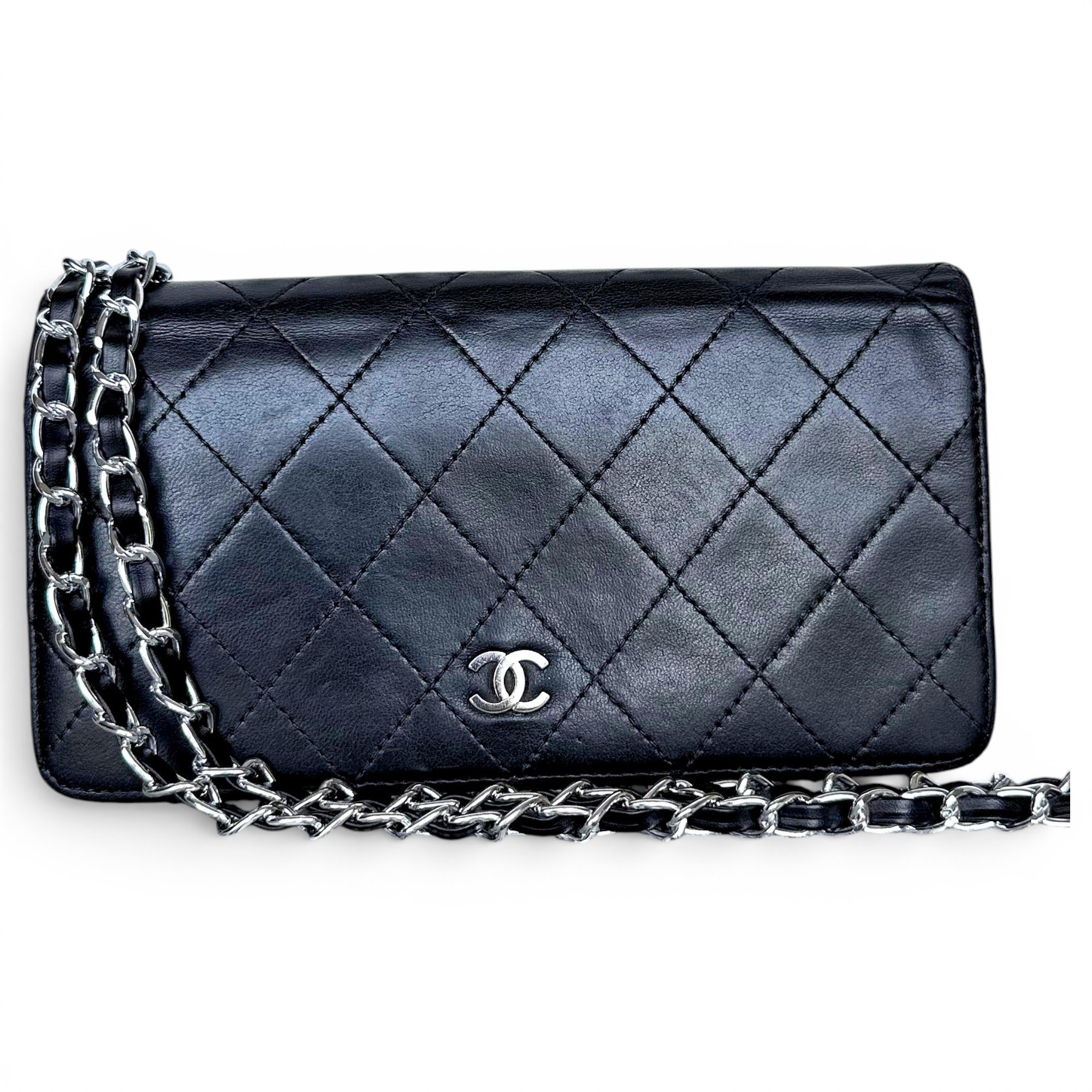 Wallet On Chain Timeless/Classique leather crossbody bag