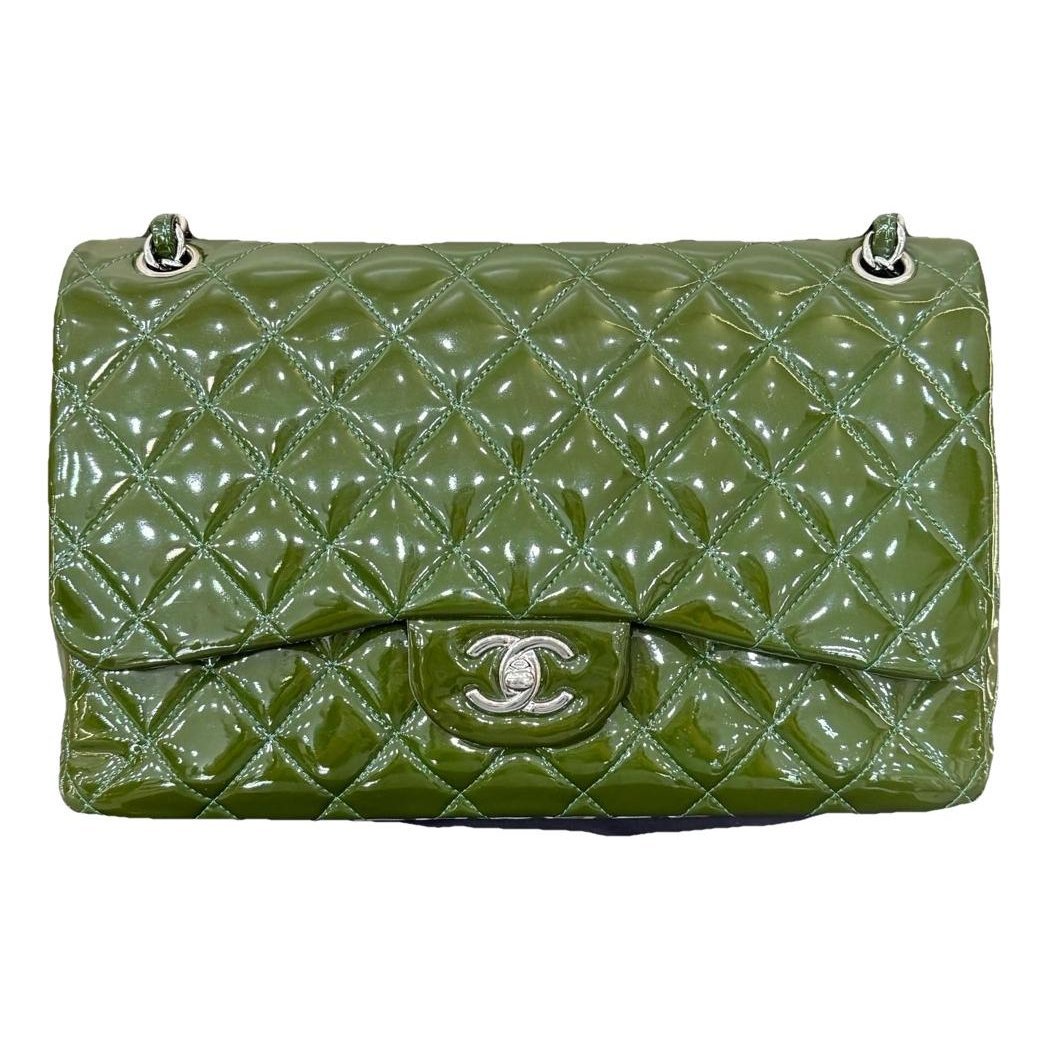 Timeless/Classique patent leather handbag