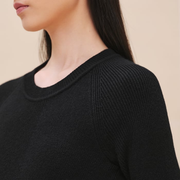 Noir Adjusted Long Cashmere Dress