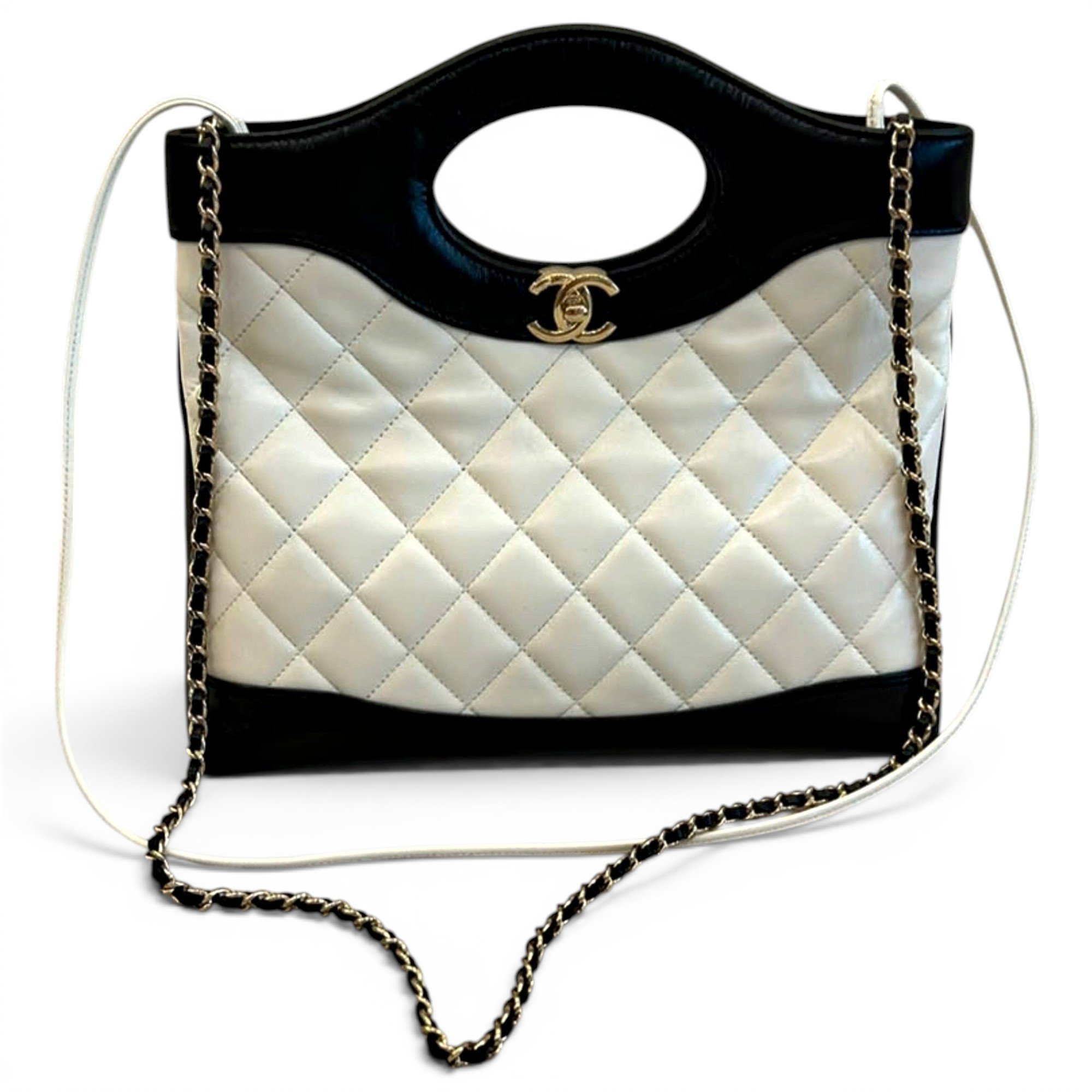 31 Vintage leather crossbody bag