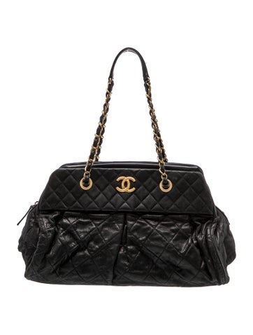 Chic Quilt Bowler Bag
