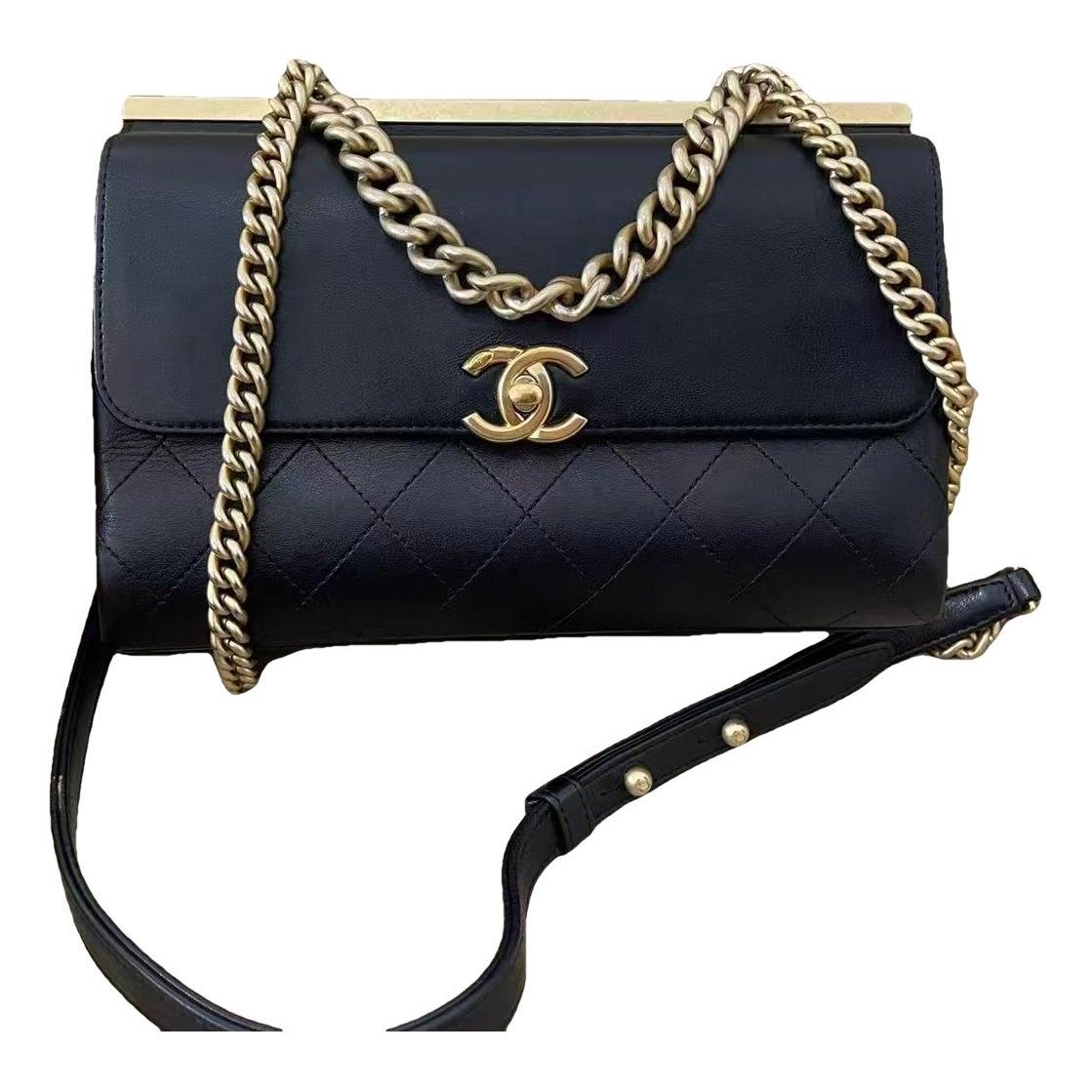 Leather handbag