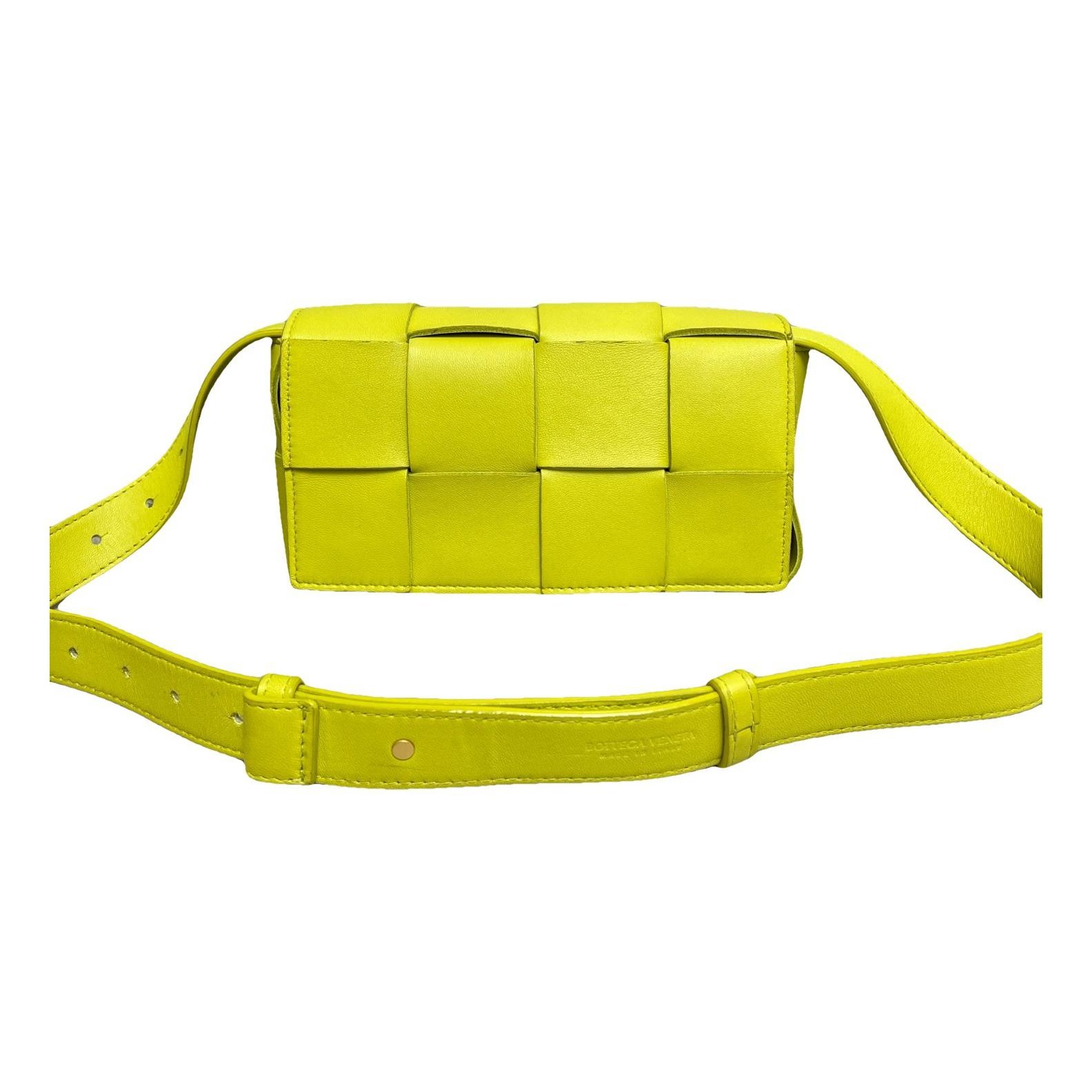 Cassette leather handbag