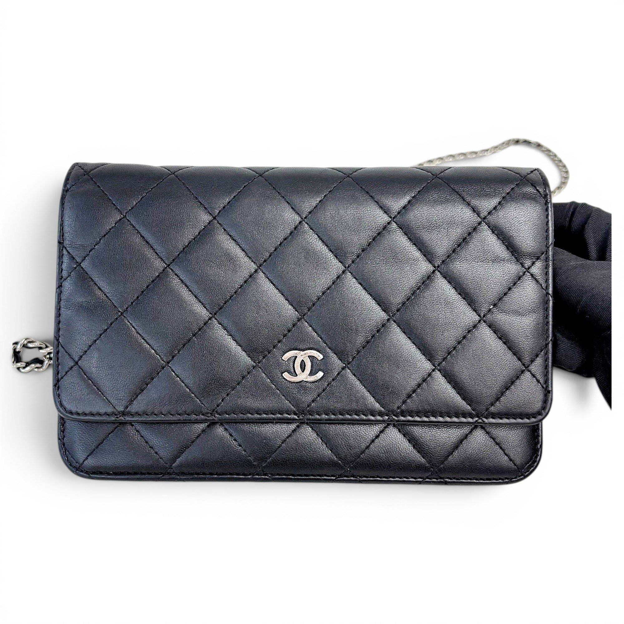 Wallet On Chain Timeless/Classique leather crossbody bag
