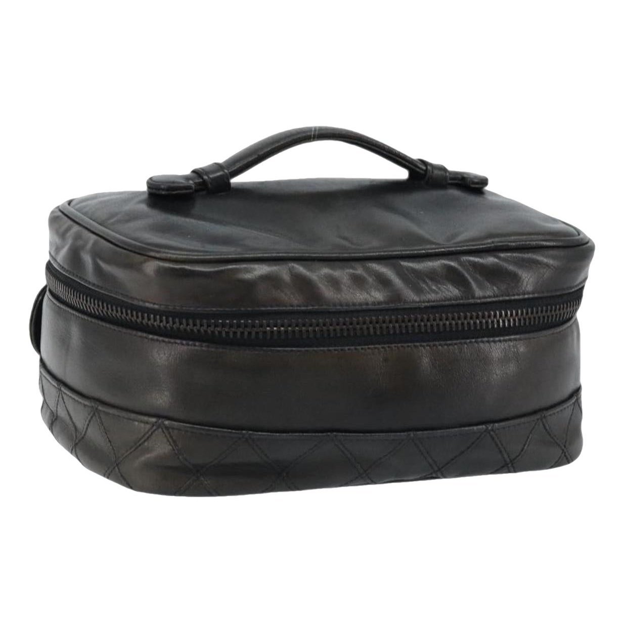 Leather vanity case