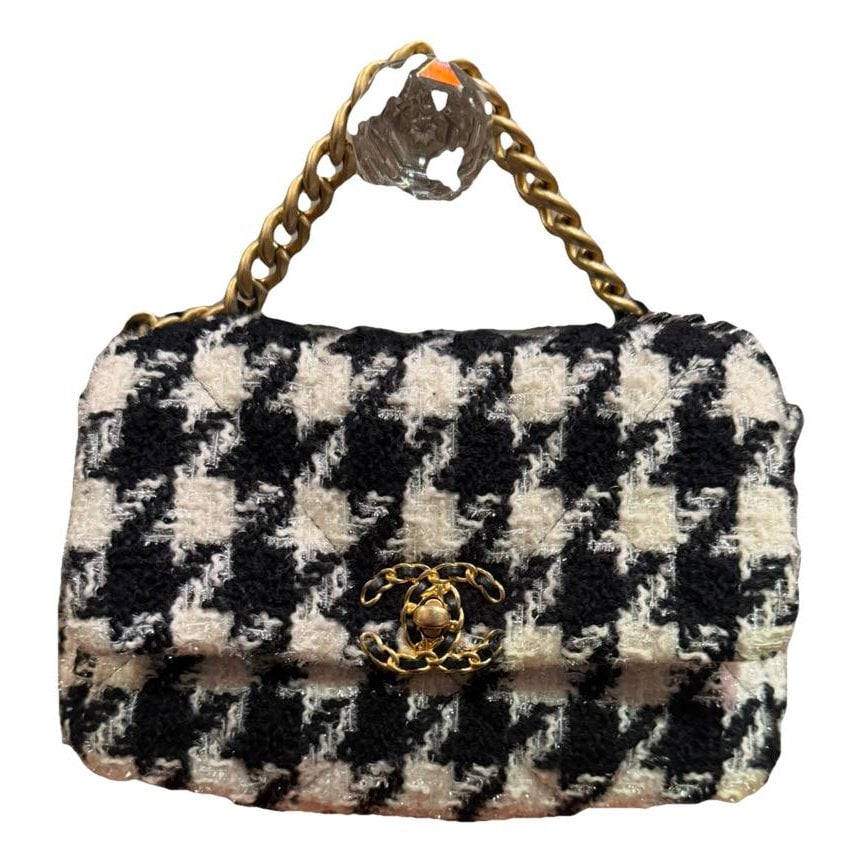Chanel 19 tweed handbag