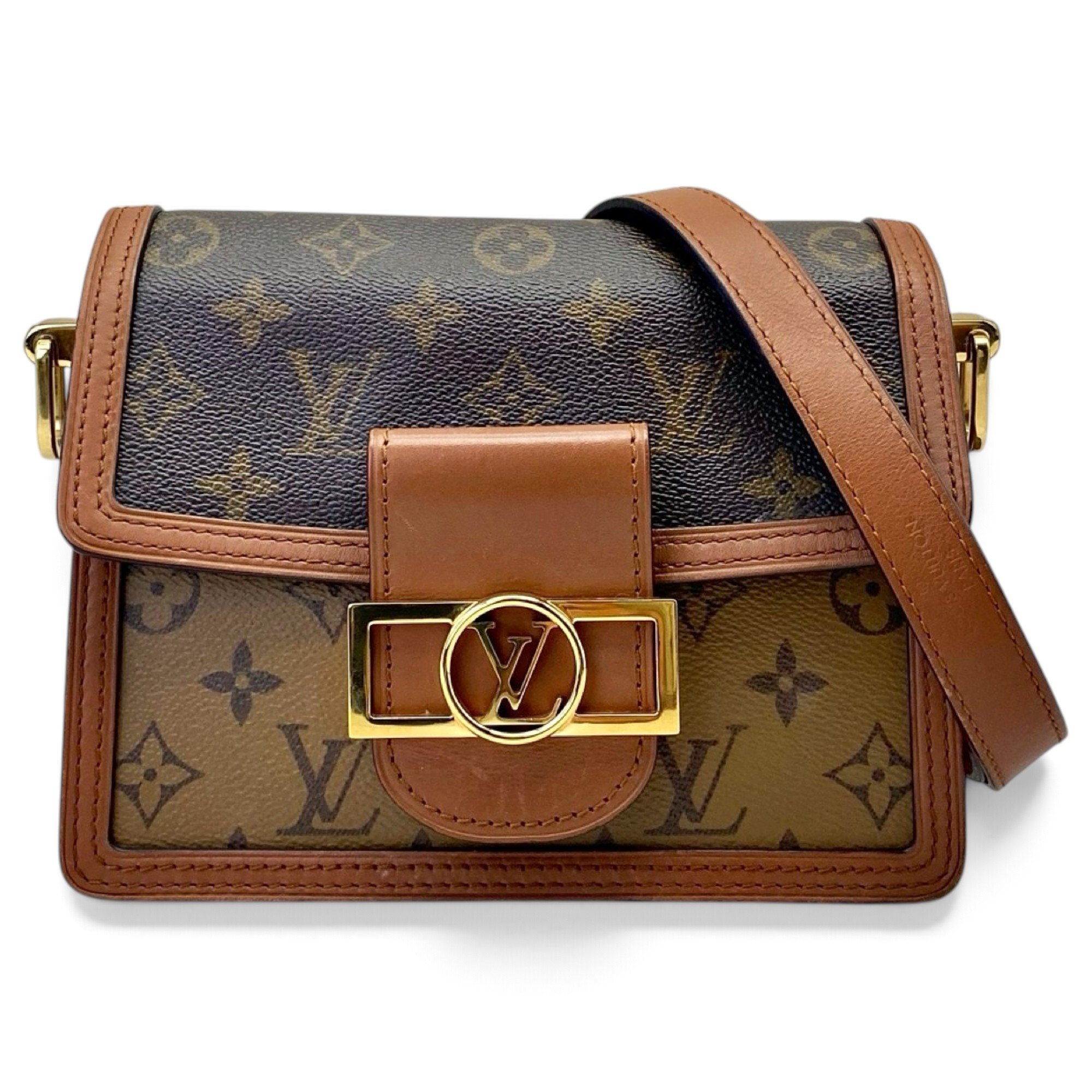 Dauphine leather handbag