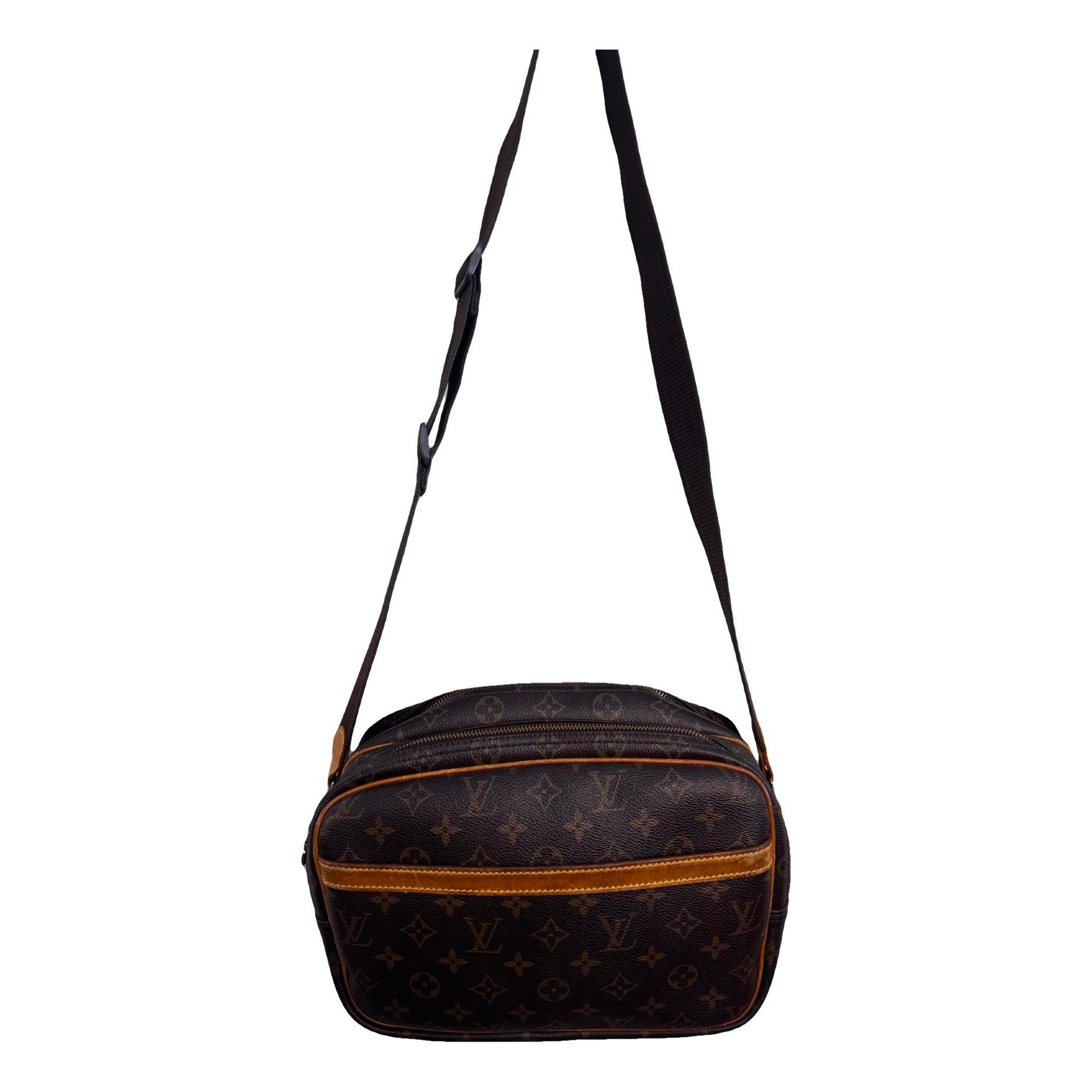 Reporter leather handbag