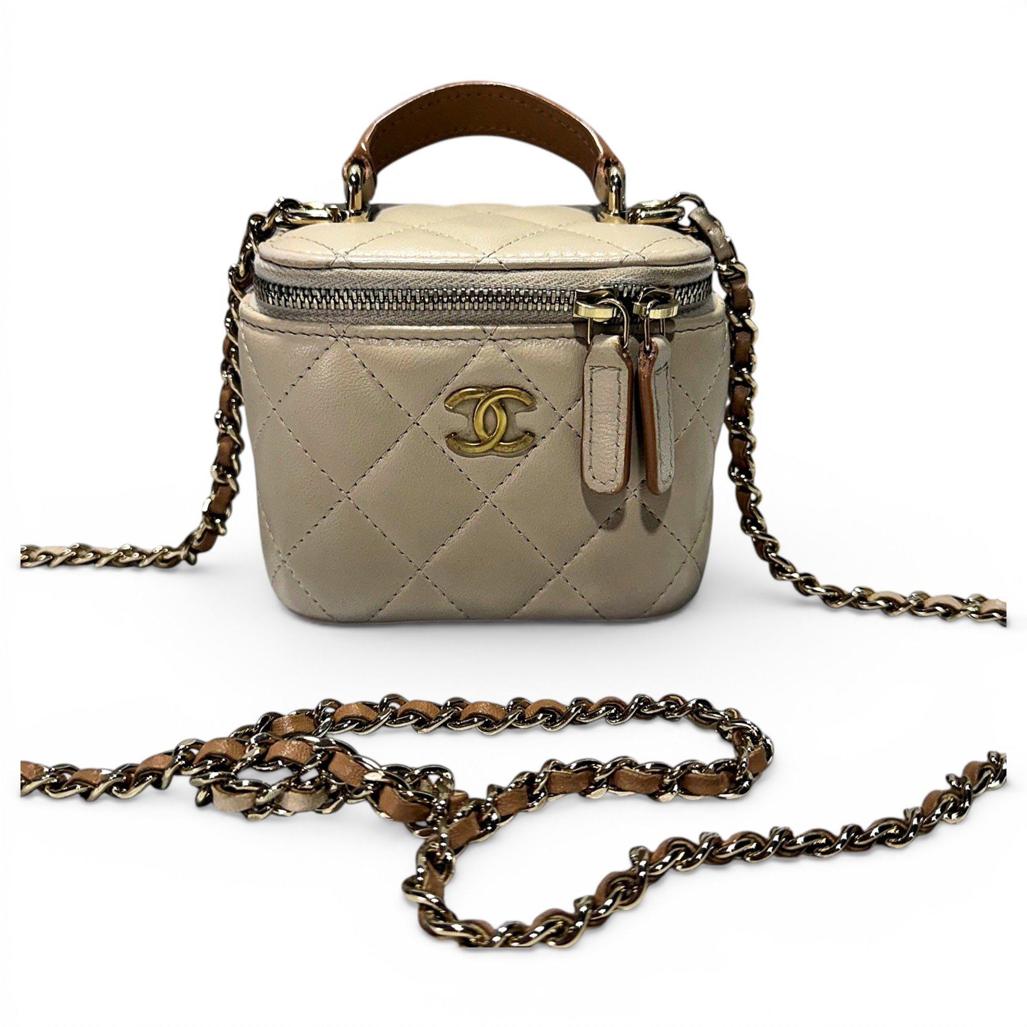 Trendy CC Vanity leather handbag