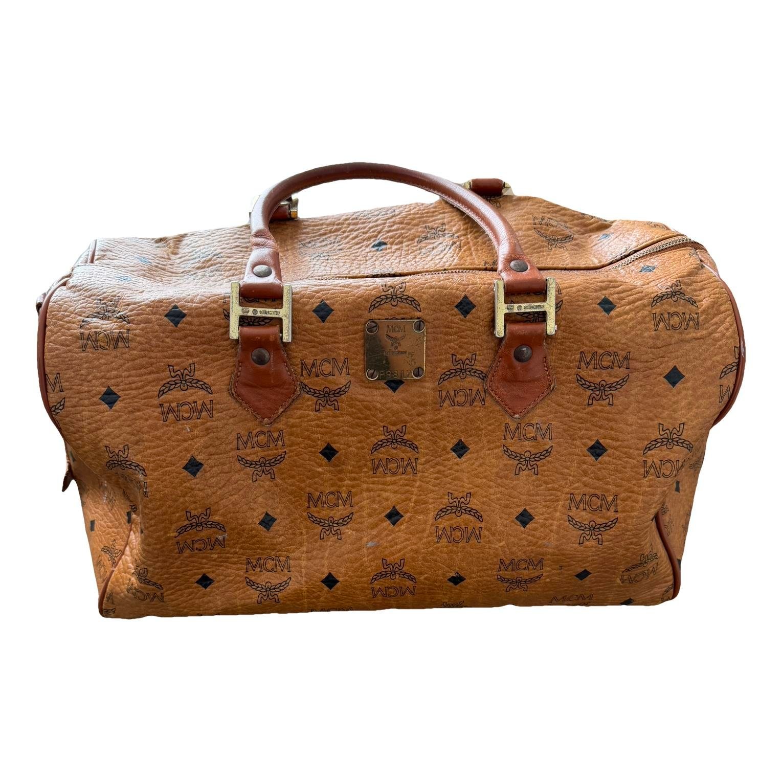 Leather bowling bag