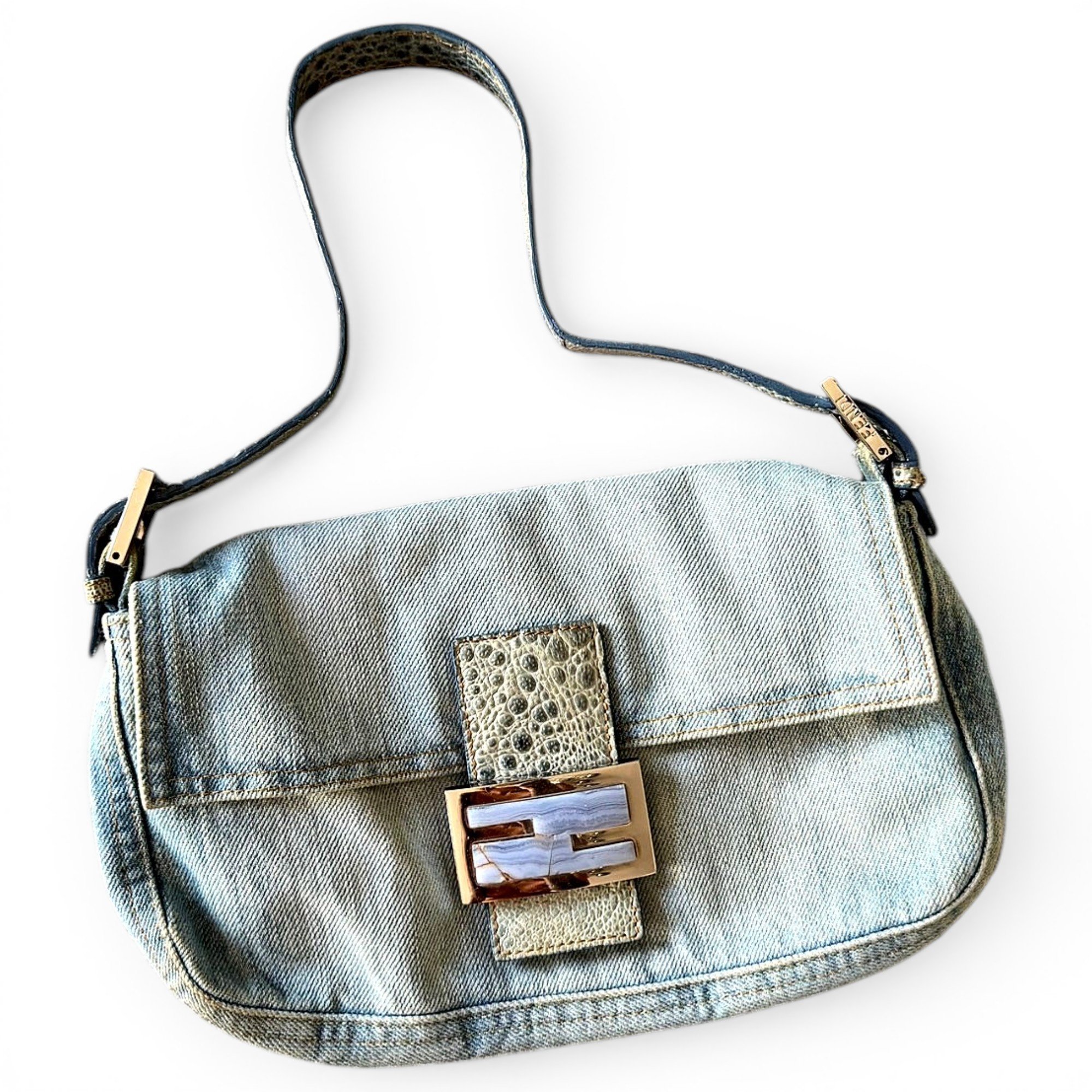 Baguette handbag