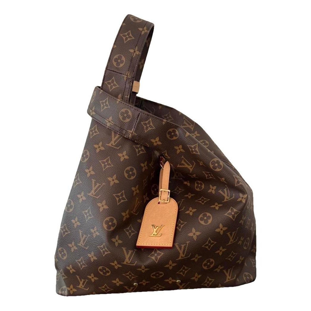 Atlantis patent leather handbag