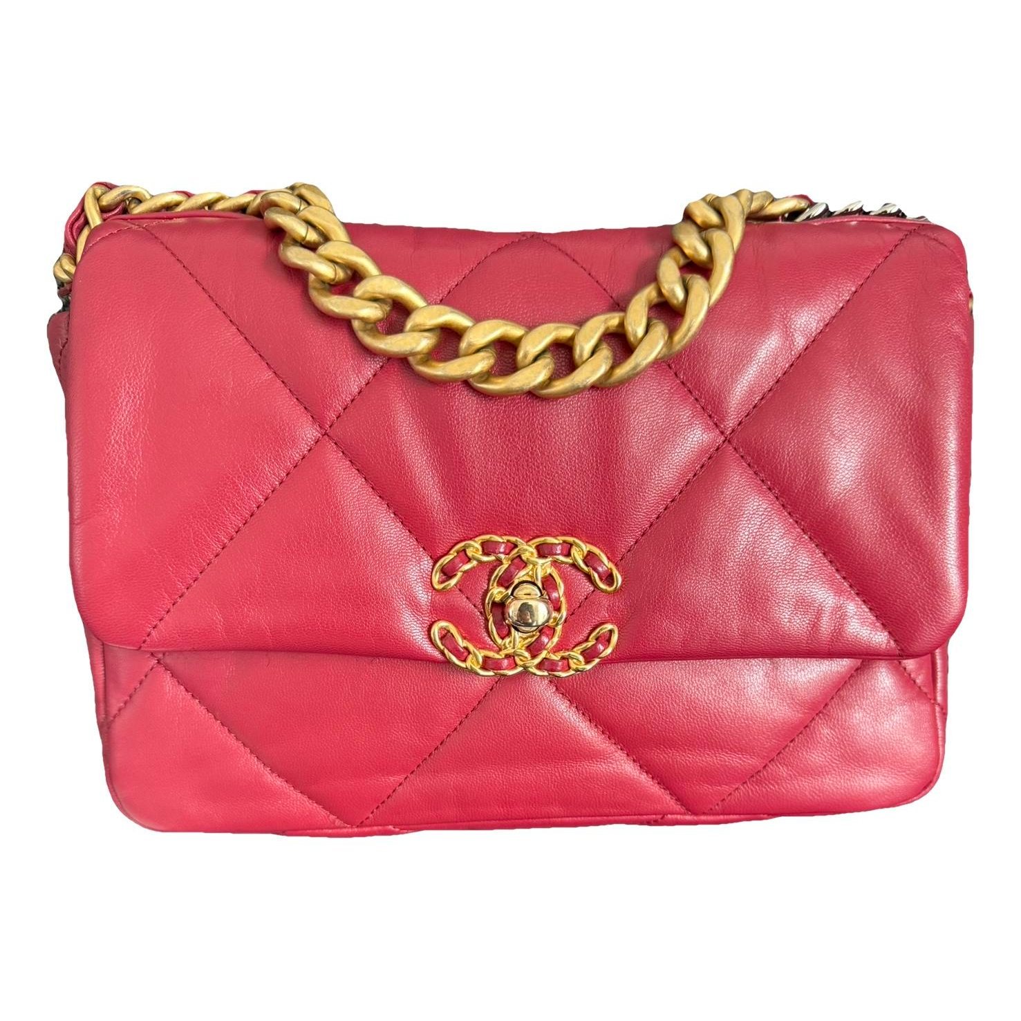 Chanel 19 leather handbag