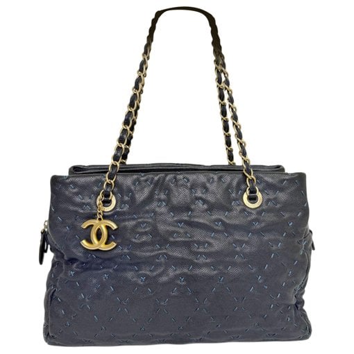 Leather tote