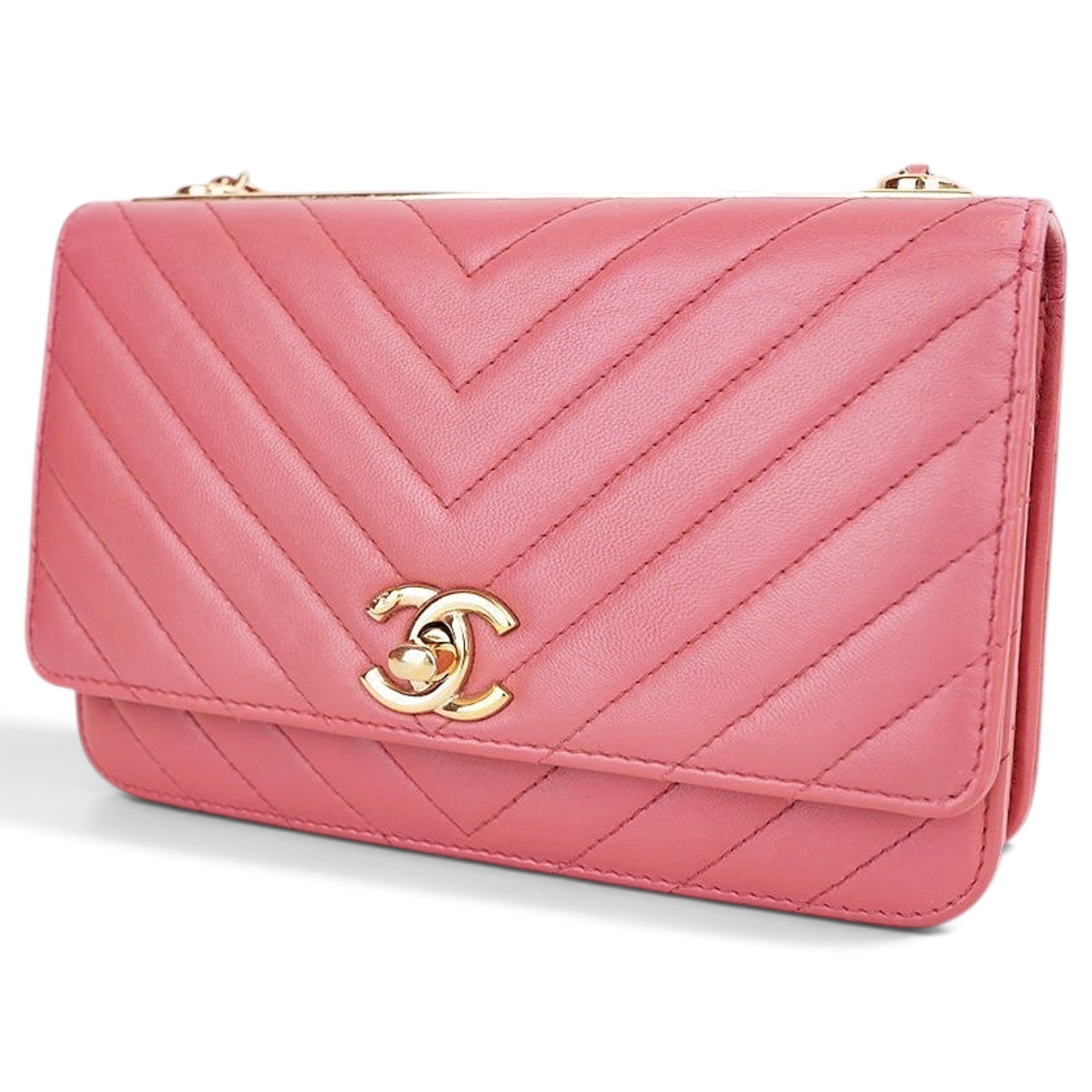 Trendy CC Wallet on Chain leather handbag