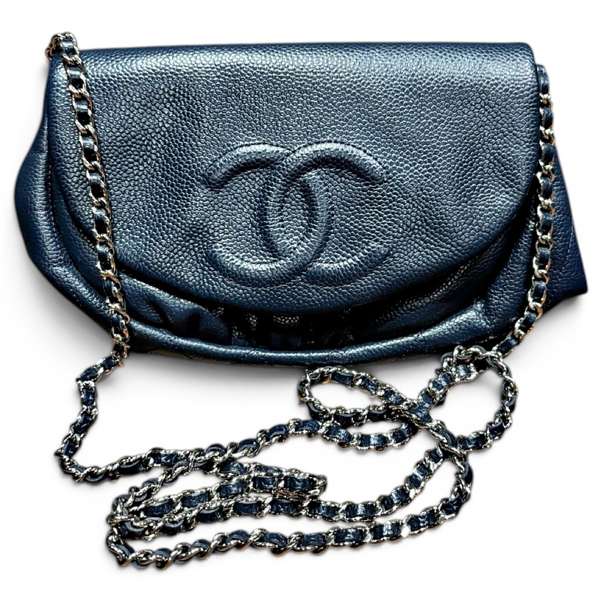 Wallet On Chain leather crossbody bag